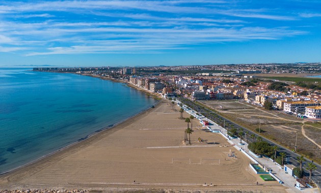 Apartment / flat - Sale - Torrevieja - Torrevieja - Centre