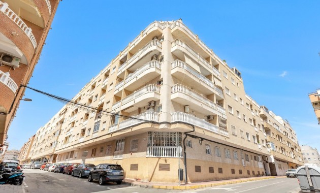 Apartment / flat - Sale - Torrevieja - torrevieja