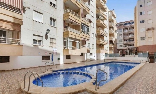 Apartment / flat - Sale - Torrevieja - torrevieja