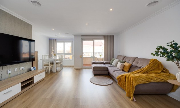 Apartment / flat - Sale - Torrevieja - torrevieja