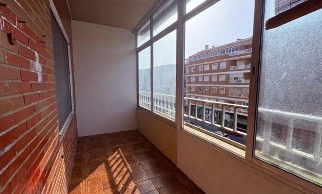 Apartment / flat - Sale - Torrevieja - torrevieja