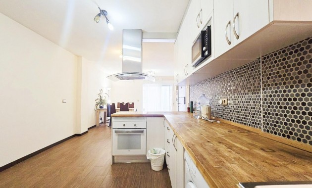 Apartment / flat - Sale - Torrevieja - torrevieja