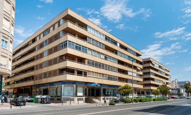 Apartment - Penthouse - Herverkoop - Torrevieja - Torrevieja