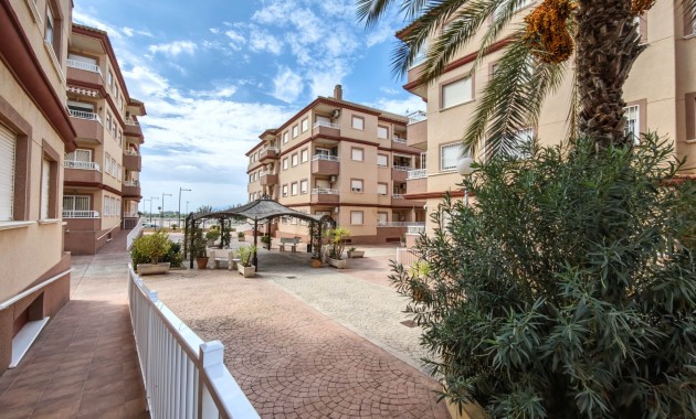 Appartement / flat - Herverkoop - Algorfa - Algorfa - Village
