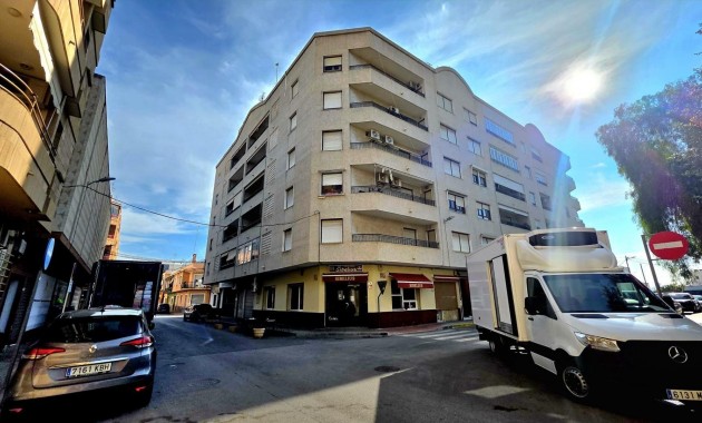 Appartement / flat - Herverkoop - Almoradi - Centro urbano 2