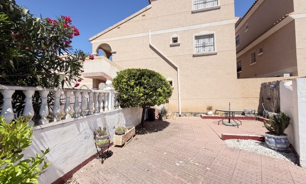 Appartement / flat - Herverkoop - Orihuela Costa - La Zenia
