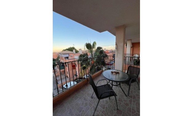 Appartement / flat - Herverkoop - Orihuela Costa - Los Almendros-La Florida