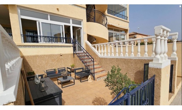 Appartement / flat - Herverkoop - Punta Prima - Punta Prima