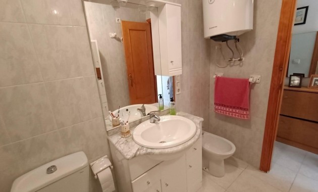 Appartement / flat - Herverkoop - Torrevieja - Estacion de autobuses