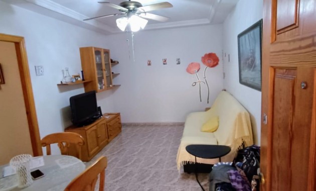 Appartement / flat - Herverkoop - Torrevieja - Estacion de autobuses