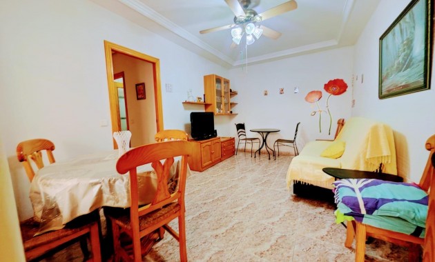 Appartement / flat - Herverkoop - Torrevieja - Estacion de autobuses