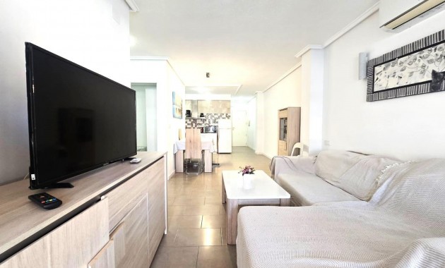 Appartement / flat - Herverkoop - Torrevieja - Estacion de autobuses