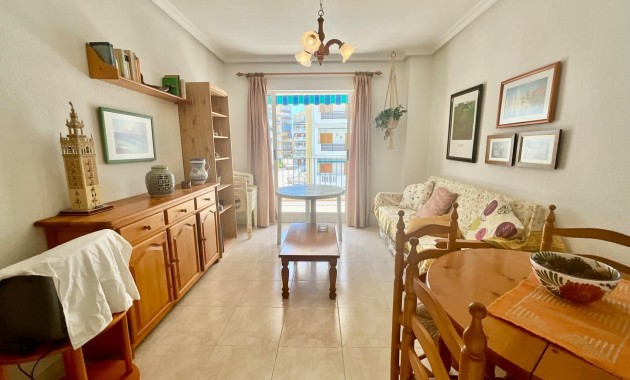 Appartement / flat - Herverkoop - Torrevieja - La Mata