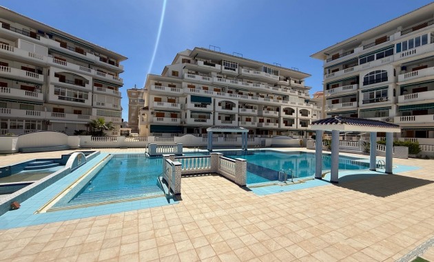 Appartement / flat - Herverkoop - Torrevieja - Los Europeos