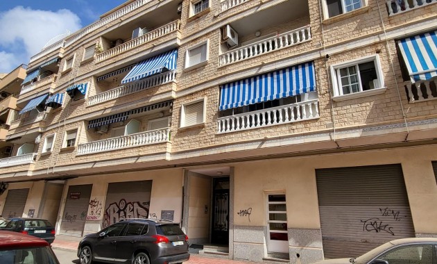 Appartement / flat - Herverkoop - Torrevieja - Paseo maritimo