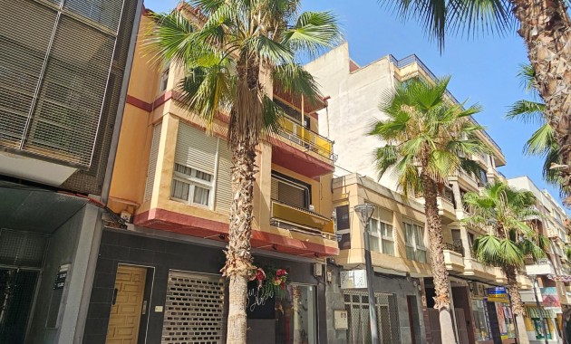 Building (Mixed-Use) - Venta - Torrevieja - Torrevieja - Centre