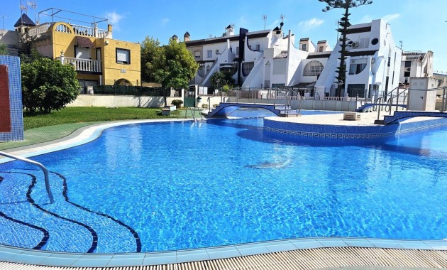 Bungalow - Herverkoop - Torrevieja - Doña ines