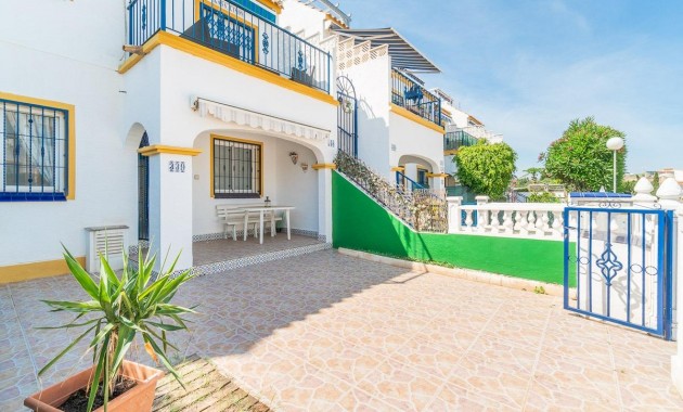 Bungalow - Sale - Orihuela Costa - La Florida