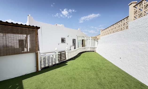 Bungalow - Sale - Orihuela Costa - Villamartin