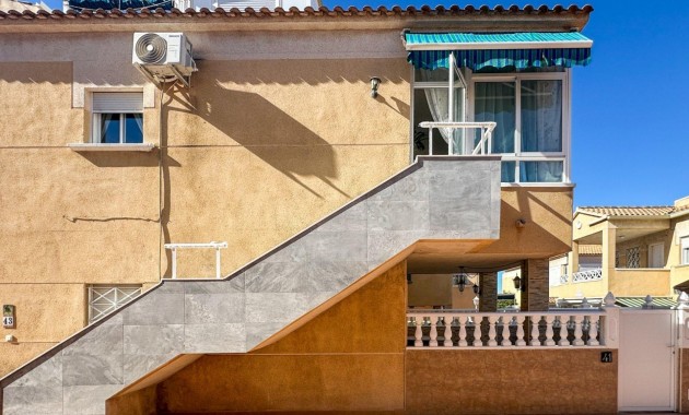 Bungalow - Sale - Torrevieja - Centro