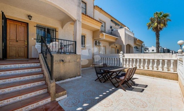 Bungalow - Sale - Torrevieja - Estacion de autobuses