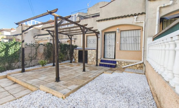 Bungalow - Sale - Torrevieja - Los balcones
