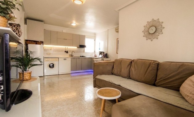 Bungalow - Sale - Torrevieja - Los balcones
