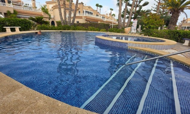 Bungalow - Venta - Orihuela Costa - Lomas de Cabo Roig-Los Dolses