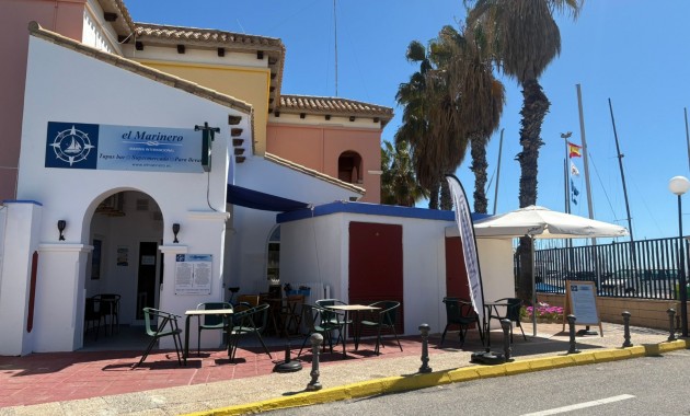 Commercial property - Herverkoop - Torrevieja - Puerto