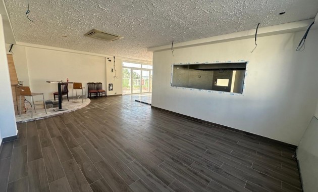 Commercial Unit - Herverkoop - Orihuela Costa - Lomas de Cabo Roig