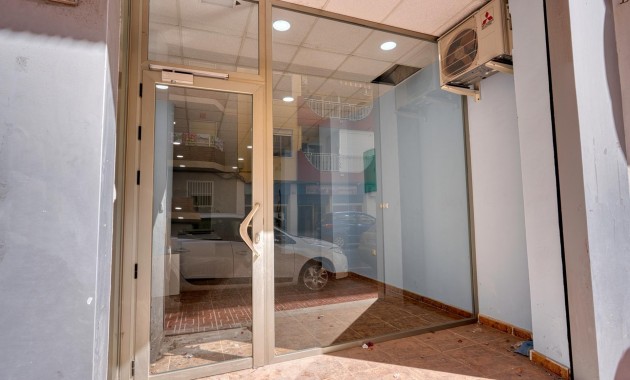 Commercial Unit - Herverkoop - Torrevieja - torrevieja