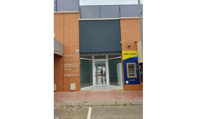 Commercial Unit - Long time Rental - San Fulgencio -
                La Marina