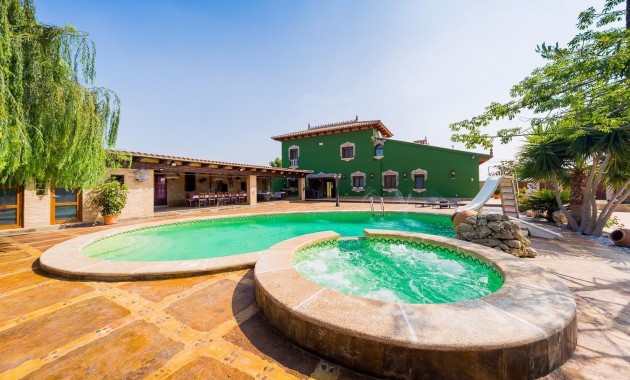 Country Property - Herverkoop - Almoradi - Almoradi - Town