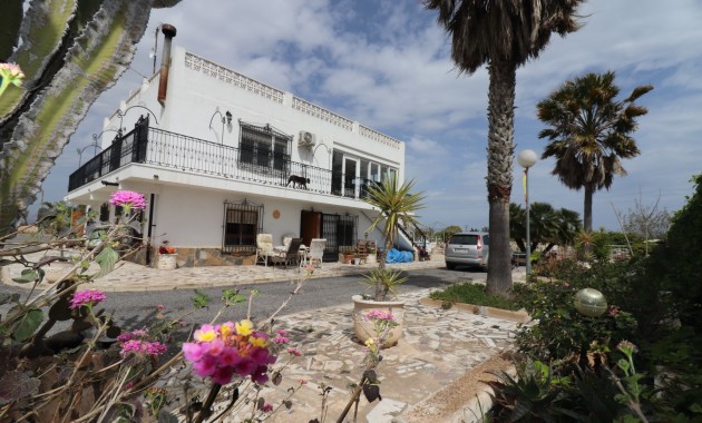 Country Property - Herverkoop - La Marina - La Marina