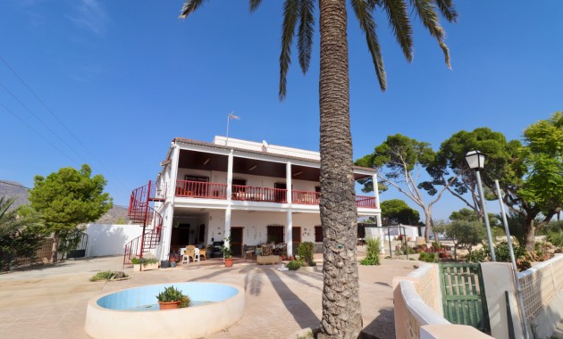 Country Property - Sale - Crevillente - Crevillente