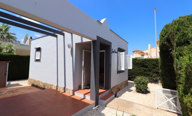 Detached Villa - Herverkoop - Algorfa - Montebello