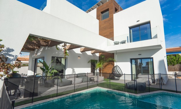 Detached Villa - Herverkoop - Ciudad Quesada - Town Center