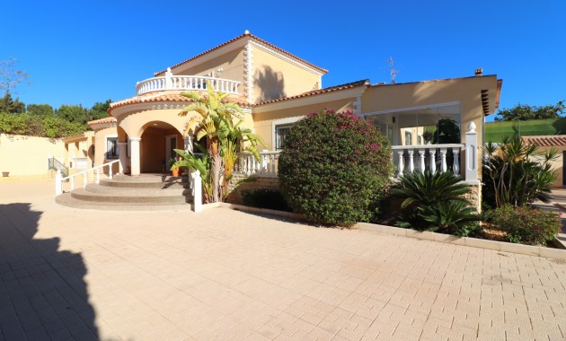 Detached Villa - Herverkoop - La Marina - La Escuera