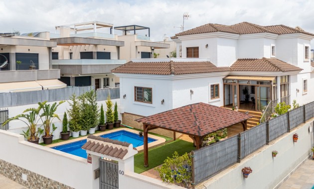 Detached Villa - Herverkoop - Los Montesinos - La herrada