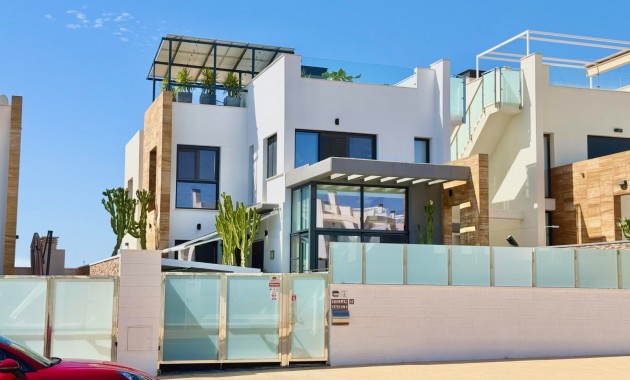 Detached Villa - Herverkoop - Orihuela Costa - Cabo Roig