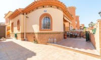 Detached Villa - Herverkoop - Orihuela Costa - PF001