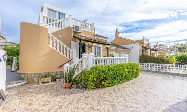 Detached Villa - Herverkoop - Orihuela Costa - Playa Flamenca