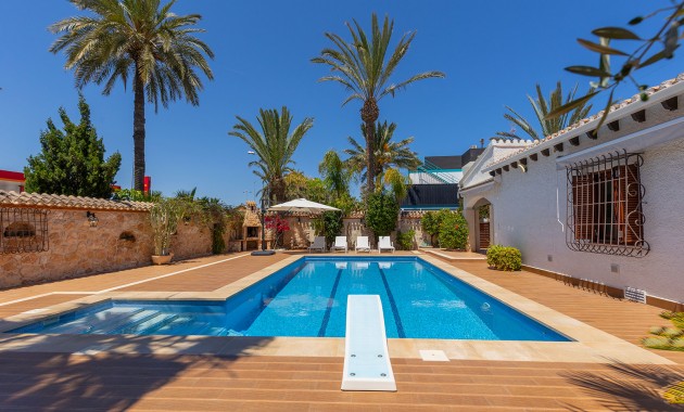 Detached Villa - Herverkoop - Orihuela Costa - Punta Prima