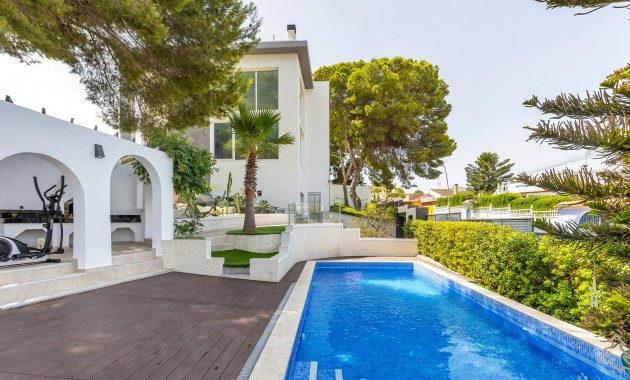 Detached Villa - Herverkoop - Torrevieja - Los Balcones