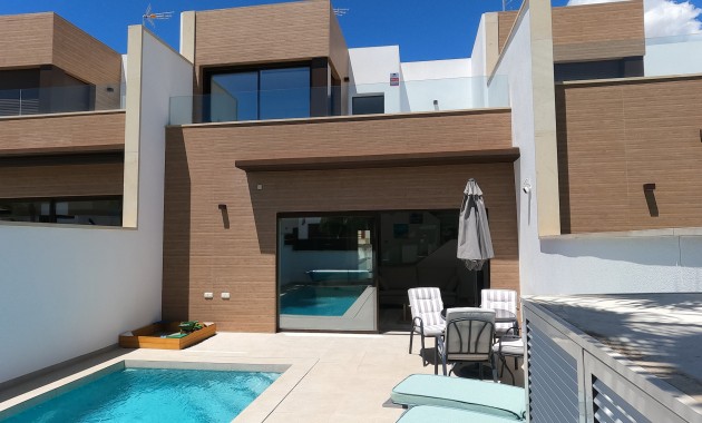 Detached Villa - Sale - Algorfa - La Finca Golf Resort