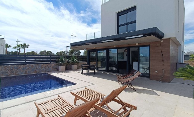 Detached Villa - Sale - Algorfa - La Finca Golf Resort