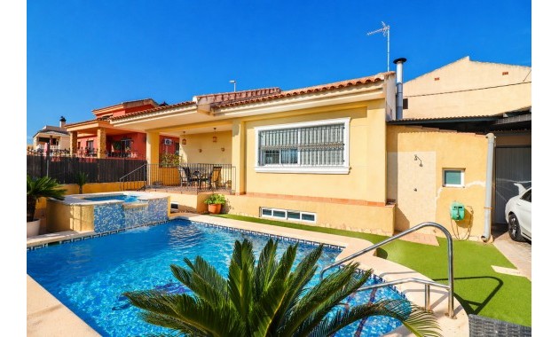 Detached Villa - Sale - Almoradi - El Saladar