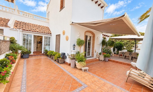 Detached Villa - Sale - Orihuela Costa - Lomas de Cabo Roig