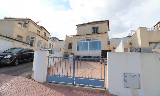 Detached Villa - Sale - Orihuela Costa - Los Balcones