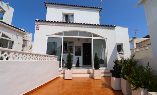 Detached Villa - Sale - Orihuela Costa - Los Balcones